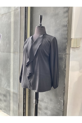 Pera Moda Büyük Beden Önü Fırfırlı Modal Bluz Gömlek Siyah
