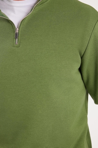 Tudors Unisex Relax Fit Rahat Kesim Pamuklu İçi Polarlı Yarım Fermuarlı Yeşil Dik Yaka Sweatshirt-35157 Yeşil