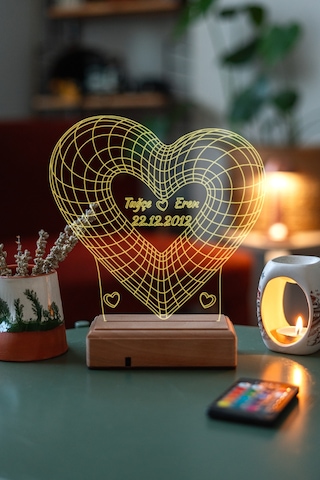 Kişiye Özel 3D Kalp Ve Aşk Sevgiliye Hediye Masaüstü Led Lamba