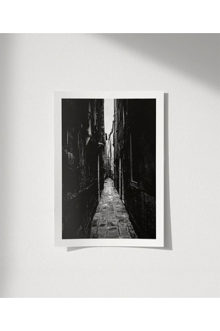 Çerçevesiz Poster Gölgede Kalan Yollar