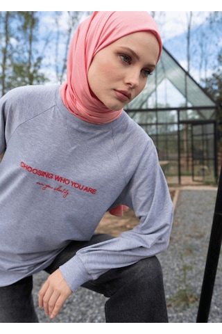 Mayovera Tesettür Eşofman Üstü- Who You Are Gri