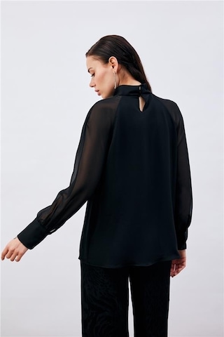 Sateen Aksesuar Detaylı Şifon Kollu Bluz 1116-1051 001
