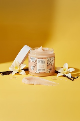The Bath Factory Vanilya Aromalı Nemlendirici Ve Arındırıcı Vücut Peeling 300 G