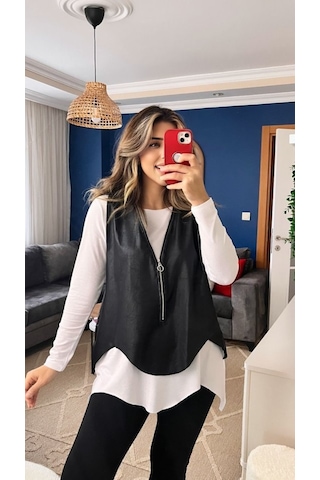 Pazarella Kadın Uzun Kol Asimetrik Kesim Viskon Bluz Ve Çatlak Deri Görünümlü Fermuar Detaylı Yelek Ikili Takım Beyaz