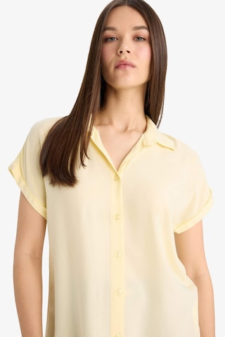 DeFacto Regular Fit Basic Düz Viskon Kısa Kollu Gömlek N7819AZ25SPYL155