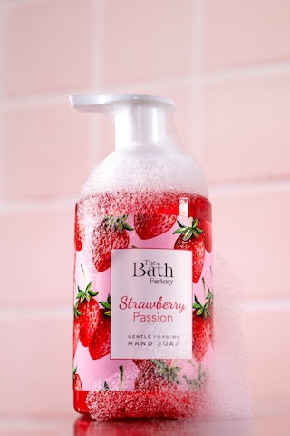 The Bath Factory Çilek Özlü Nemlendirici Köpük Sabun 300 ML