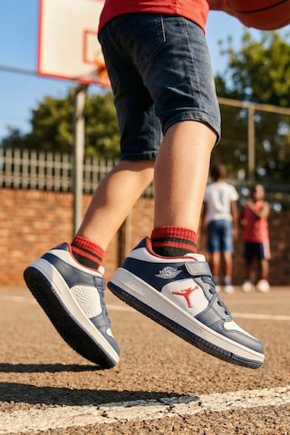 In Step Pedira Erkek Çocuk Lacivert Beyaz Basketbol Tarzı Cırtlı Spor Ayakkabı Lacivert - Beyaz