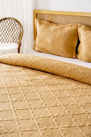 Edda Hardal Nakışlı Çift Kişilik Yatak Örtüsü Takımı 3 Parça Uyku Seti Hardal