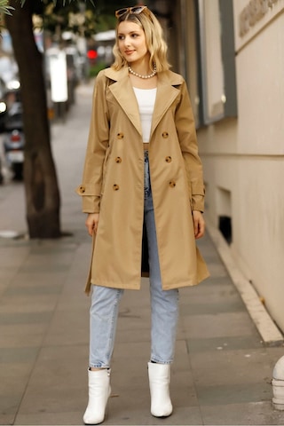 Kadın Kamel Düğmeli Su İtici Kuşaklı Kol Kemerli Trençkot Kamel