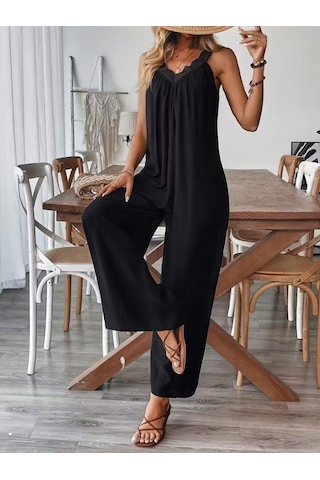 Efnaz Style Kadın Akılı V Dantel Yakalı Geniş Kesim Detaylı Viskon Tulum Siyah