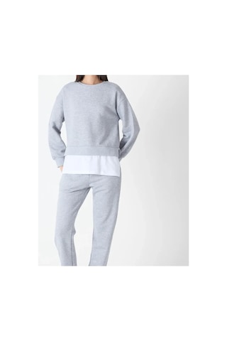 The Kadın Basic Bisiklet Yaka Etek Ucu Detaylı Sweatshirt Ve Pantolon Eşofman Takımı- Siyah/melanj/gri Gri Melanj