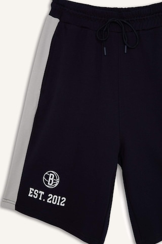 Defacto Nba Brooklyn Nets Lisanslı Baggy Fıt Lacivert Şort H3850ax26smnv253 Lacivert-nv253