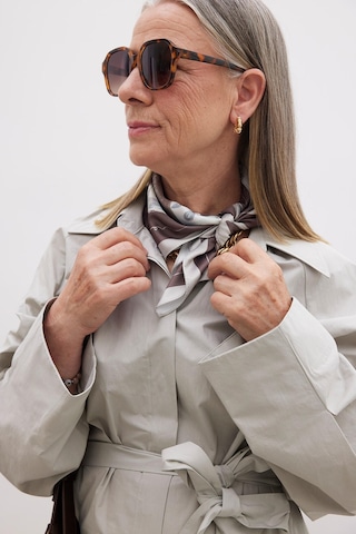 Manuka Desenli Saten Boyun Fuları Antıque Bej - Kahverengi