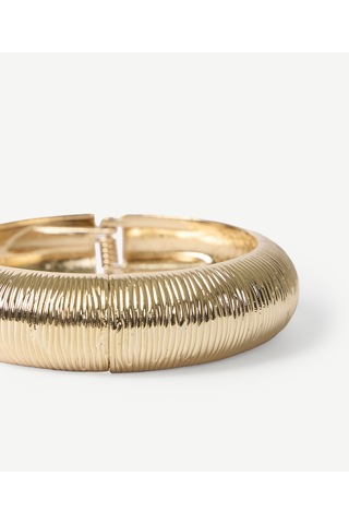 Yargıcı Dokulu Kelepçe Bileklik 26kkbj8145x 630 Gold