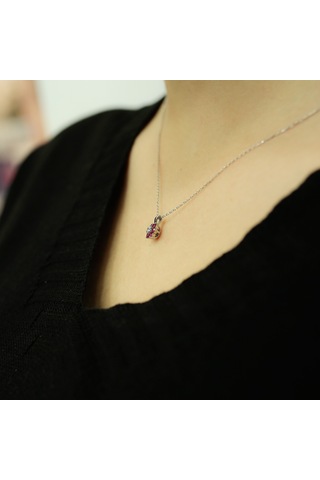 Lova Pırlantalı Yakut Papatya Kolye - 2020002