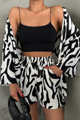 Modagen Kadın Zebra Desenli Kimono Şort Alt Üst Takım Siyah Beyaz