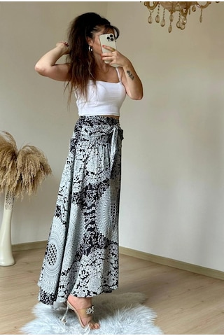 Azra Butik Otantik Desenli Etek Beyaz
