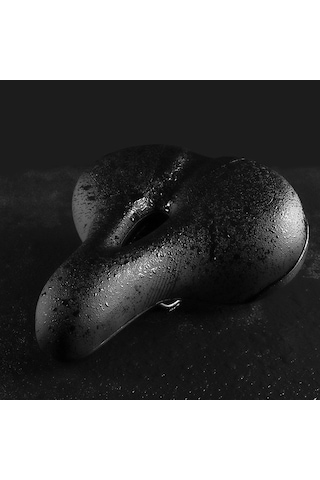 Ebitda West Bıkıng Yansıtıcı Bisiklet Yastığı - Kalın, Şok Emici, Rahat Dağ Bisikleti Sele Siyah Siyah