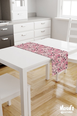 Pembe Pastel Çiçek Desenli Baskılı Süet Runner Masa Örtüsü