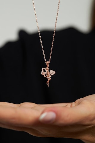 Zirkon Taşlı Rose Kalpli Aşk Perisi Gümüş Kolye