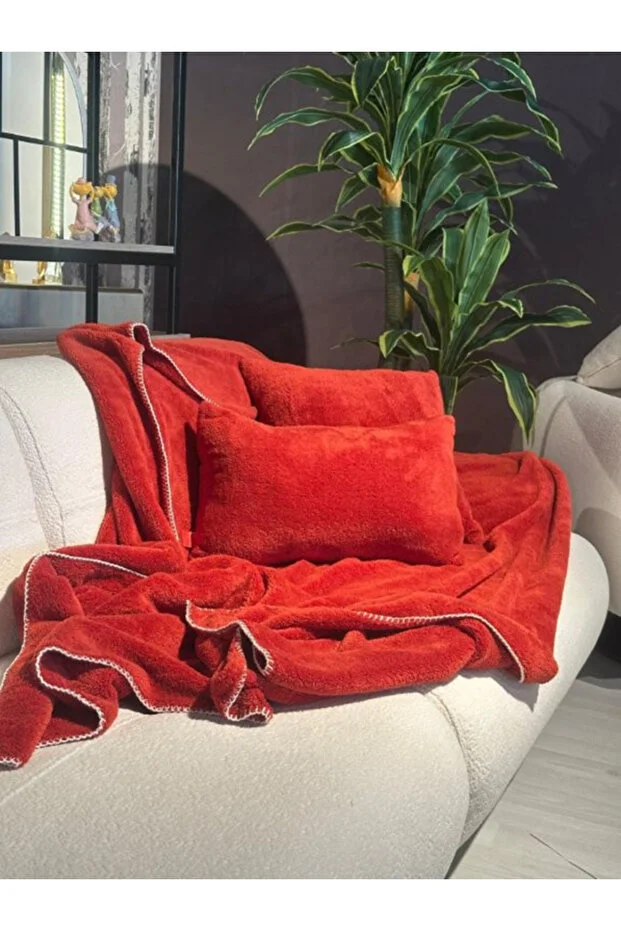 Wellsoft Tek Kişilik Tv Battaniye Ve Kırlent Seti 150 X 200 Cm Kiremit