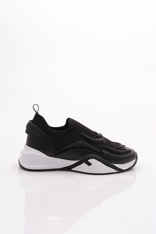 Dgn 0392 Kadin Arkasi Yazili Spor Ayakkabi 0392-2252-R11643 Siyah