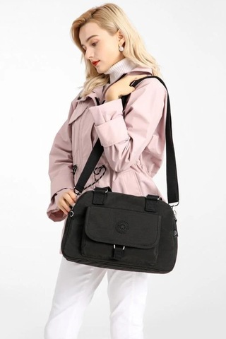 Smart Bags Orta Boy Çok Cepli Su Geçirmez Hafif Krınkıl Kumaş Kadın Omuz Çantası Siyah