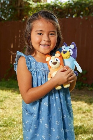 Bluey - Bingo 28 Cm Peluş Oyuncak - Oyun Ve Uyku Arkadaşı Yumuşak Lüks Malzemeler - Kucaklaşabileceğiniz En İyi Arkadaş Diğer