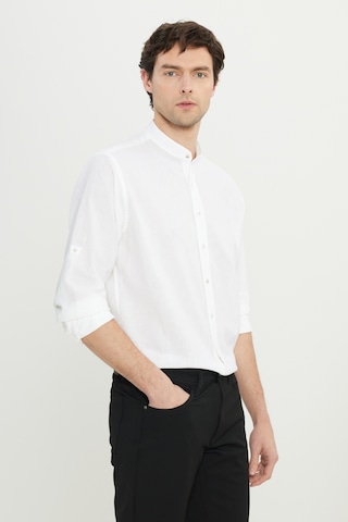 AC&Co / Altınyıldız Classics Erkek Beyaz Keten Comfort Fit Rahat Kesim Hakim Yaka Flamlı Gömlek Beyaz