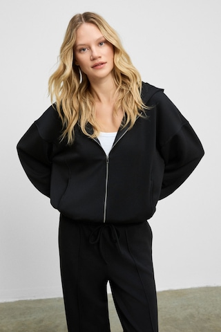 Grımelange Amoura Kadın Yumuşak Ve Esnek Kumaşlı Kapüşonlu Fermuarlı Uzun Kollu Siyah Sweatshirt Siyah