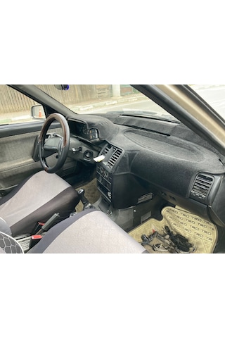 1975-2003 Modellerine Uygun Lada Vega Torpido Koruma Halısı Siyah Kenar Renk Siyah