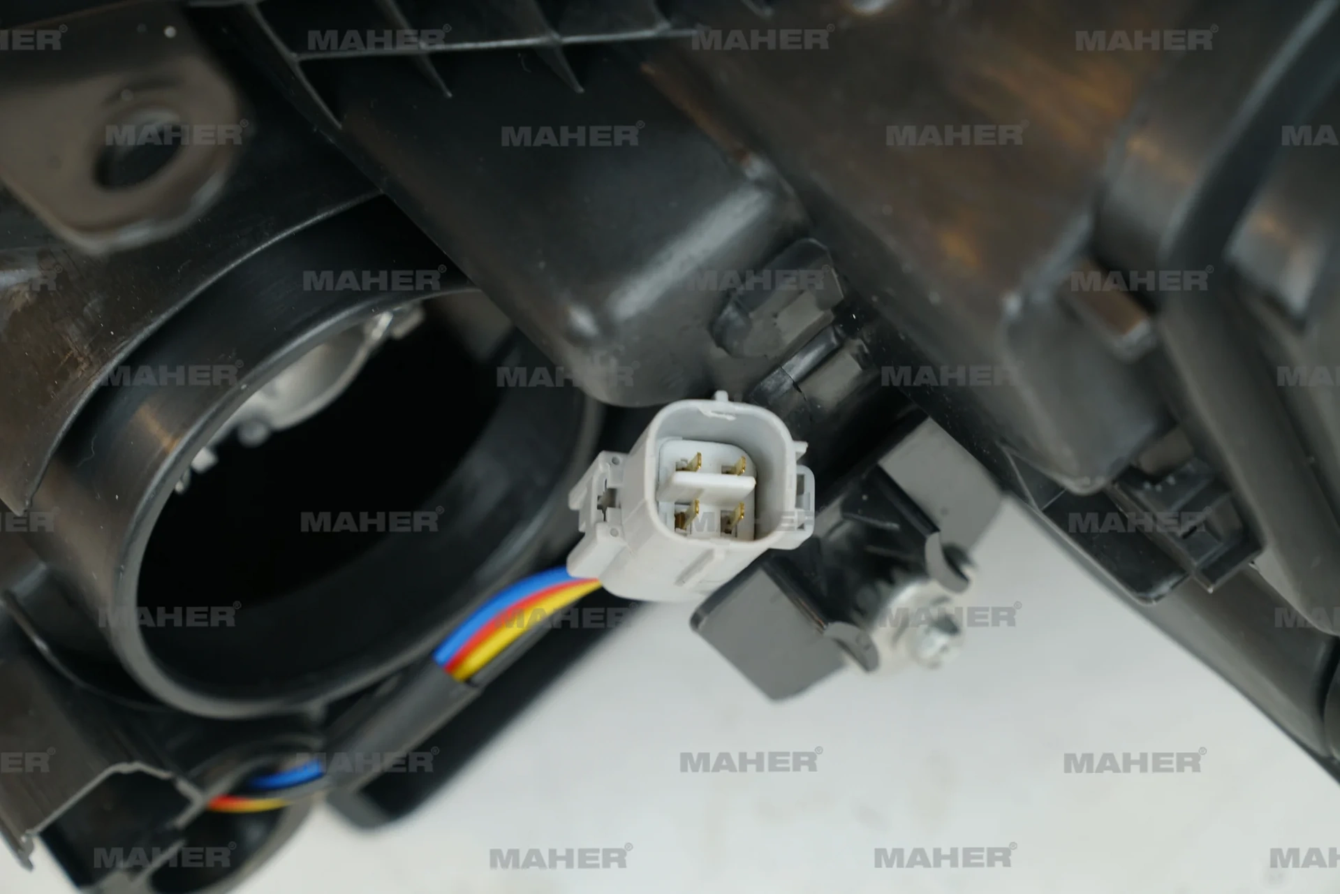 Far Avensıs 2004-2006 Motorlu Sağ 81130 05190