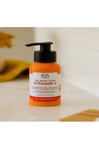 The Body Shop Vitamin C Likit Peeling 100 ML The Body Shop Vitamin C Likit Peeling 100 ML