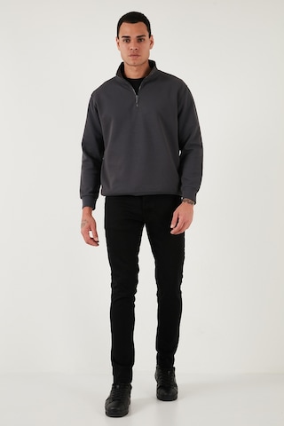Buratti Streç Pamuklu Slim Fit Normal Bel Dar Paça Jeans Erkek Kot Pantolon 1115C01Napoli Siyah
