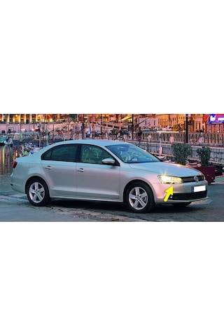 VW Jetta 2011-2014 Ön Sağ Far Yıkama Motor Kapağı 5C6955110