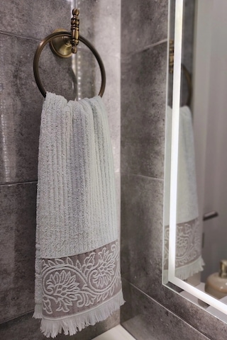 Gri Renk Bambu El Havlusu- Kabartma Bordürlü Havlu