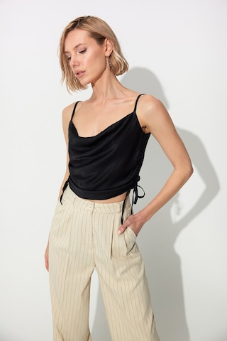 Sherin Siyah Yanları Büzgülü Askılı Büstiyer SS23CT4735Sİ-SİYAH Siyah