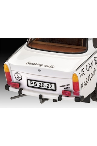 Revell Model Kit Araba Trabant 601s 07713