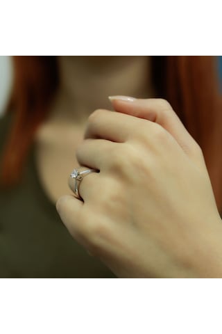 Lova G Renk 0,30 Karat Pırlanta Tektaş Yüzük - Hrd - 1020106