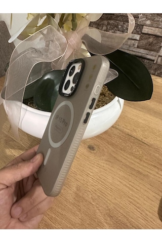 15 Pro Magsafe Destekli Kenar Korumalı Slikon Kılıf Gri