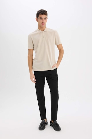 DeFacto Regular Fit Polo Yaka Fermuarlı Kısa Kollu Tişört E4233AX25SMBG737