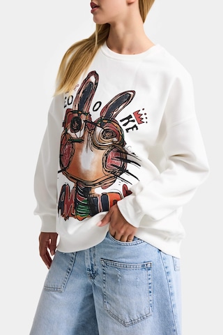 it's basic  Kadın Beyaz W5 Oversize Baskılı %100 Koton Organik Kumaş Sweatshirt