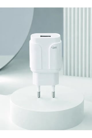 Pratik Ve Kompakt Tasarımlı 12w Usb Telefon Şarj Adaptörü .