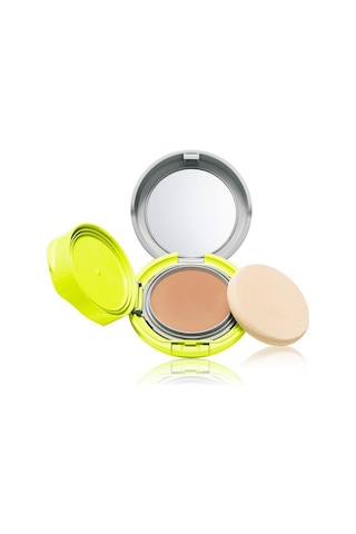 Shiseido Sports BB Compact Spf50 Medium