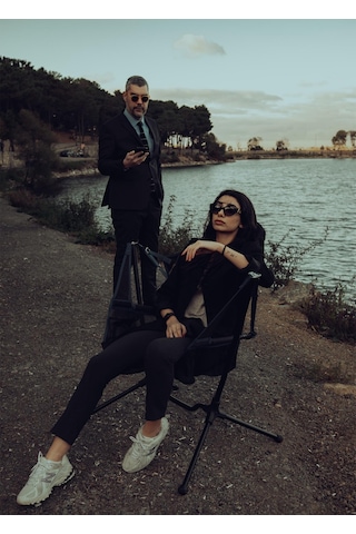 Urban Badger Thor Sallanan Kamp Sandalyesi Siyah