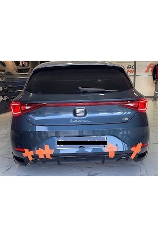 Seat (Plastik) Leon Mk4 Difüzör