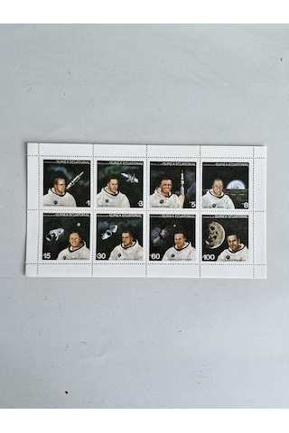 Uzay ve Astronotlar Temalı Ekvator Ginesi Damgasız 8'li Blok Pul