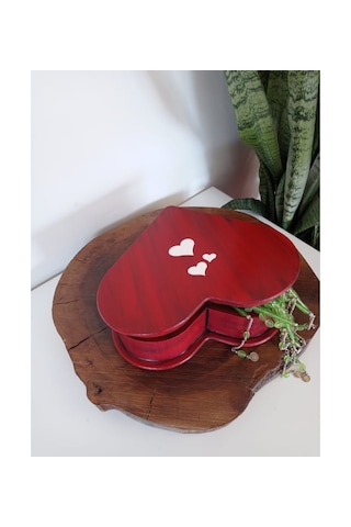 El Boyaması Kalpli Ahşap Kutu