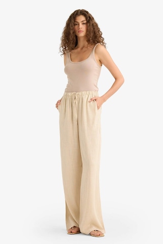 Defacto Wide Leg Çift Cepli Beli Lastikli Standart Boy Keten Karışımlı Pantolon E1994ax25smbg286 Bej