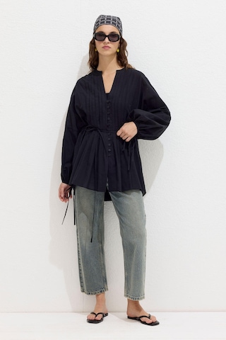 Manuka Nervür Detaylı Vual Tunik Siyah